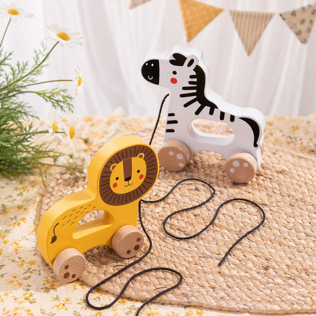 Lion Pull-Along