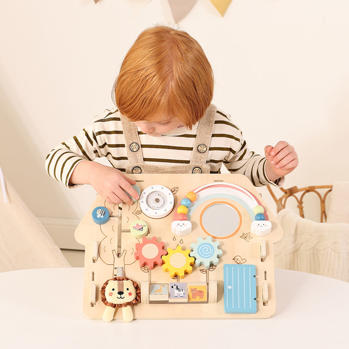 2-in-1 Activity Board